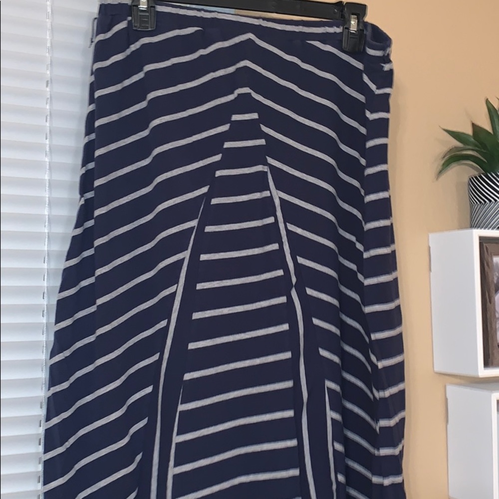 Long maxi skirt